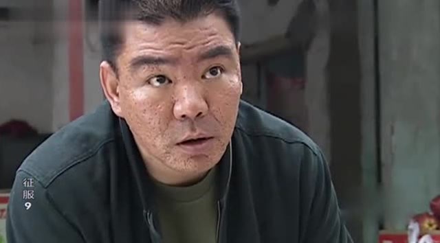 征服:刘华强故意找水果摊老板麻烦,强哥:老板,你这瓜保熟么?