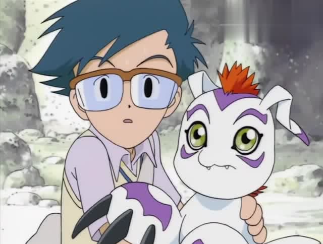 数码宝贝:命在旦夕的阿助,好在有巴多拉兽帮忙!暴龙兽vs独角马兽!