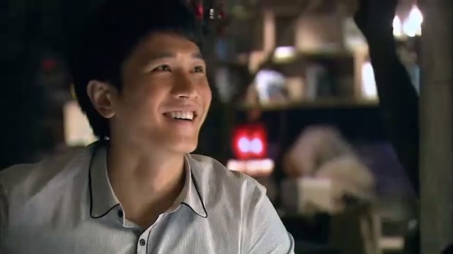 裸婚时代陈娇娇看到杜毅眼睛一亮这是要对他下手了吗