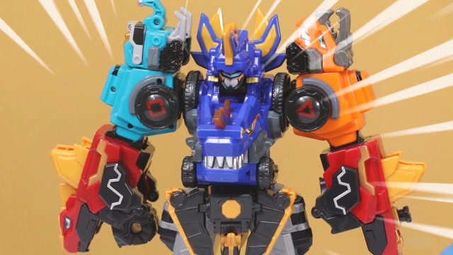 玩具试玩:赛拉图战龙神,组合金刚来啦