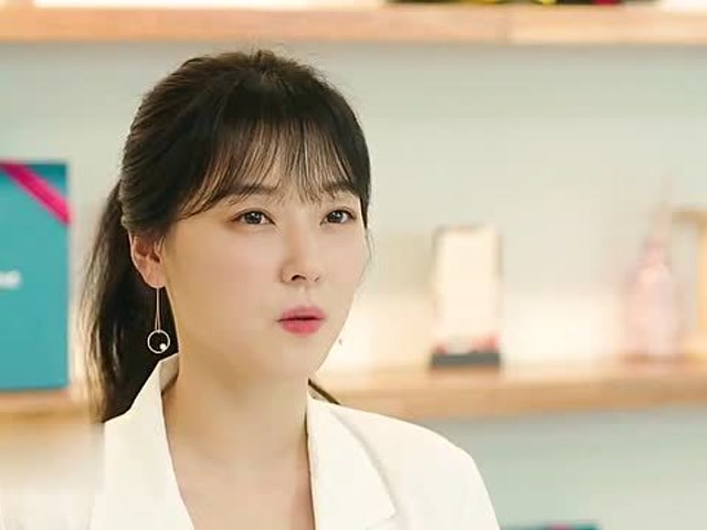 女主霸气反击,绿茶气急败坏露出真面目