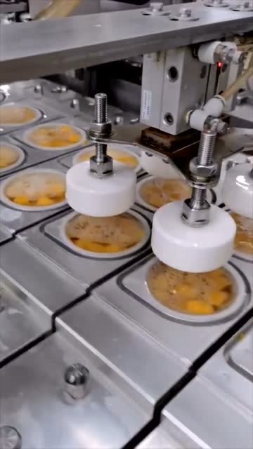 果冻自动化生产线机器一秒四盒效率高这操作真牛了