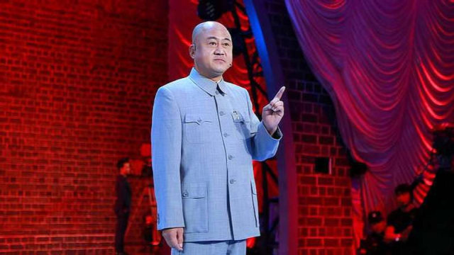 方清平单口相声《45岁的人生感悟》,太喜欢看这种稳稳的冷幽默了