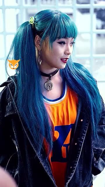 尚语贤的黑客妹还有多少人记得年纪轻轻演技表现游刃有余只能说未来可