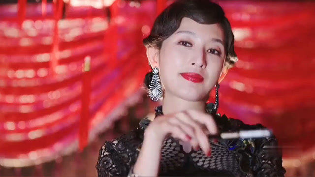 小阿俏告诉你什么叫做豪横,上海滩大亨都得让她三分