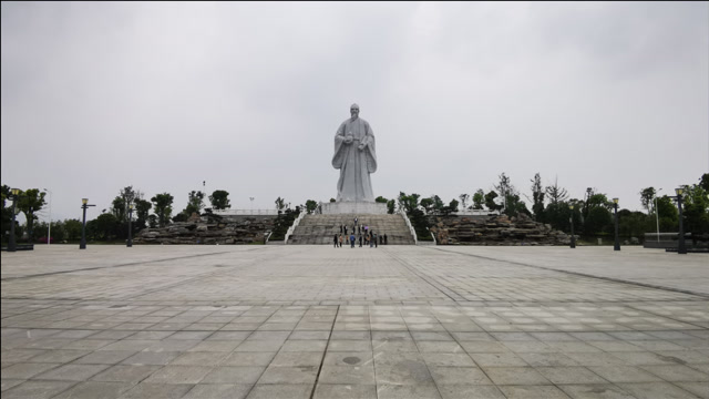 樟树岐黄小镇,投资105亿的中国药交会会址,发现一条奇葩斑马线
