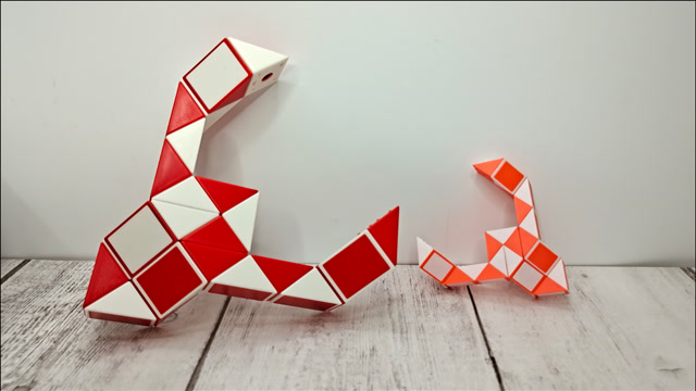 24段魔尺教程变龙虾魔尺变动物系列简单易学慢动作一步一步教会你