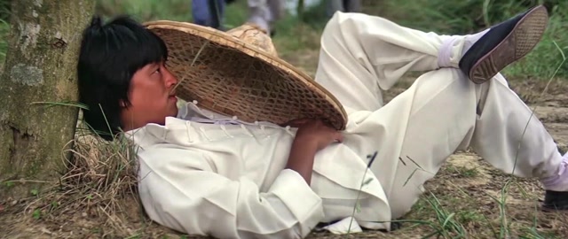 虎豹龙蛇鹰:师兄们准备上前捉弄小师弟,结果挨了小师弟一顿胖揍