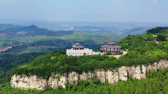 航拍山东天上王城,沂蒙七十二崮唯有此处有人居住