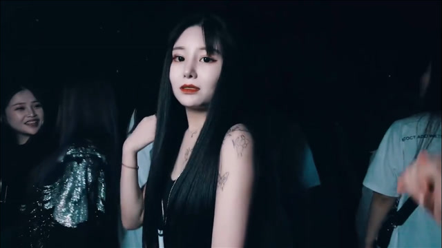 火爆的流行中文dj《别错过》程jiajia