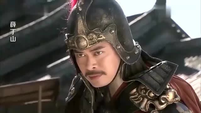 薛丁山:薛丁山比武被嘲笑,亮出手中的方天画戟后,将军脸色凝重
