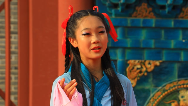 《锦绣鸿途》中歌曲《蒹葭》演唱者 马槿妤