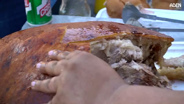 古巴街头美食:你应该没吃过烤马吧?