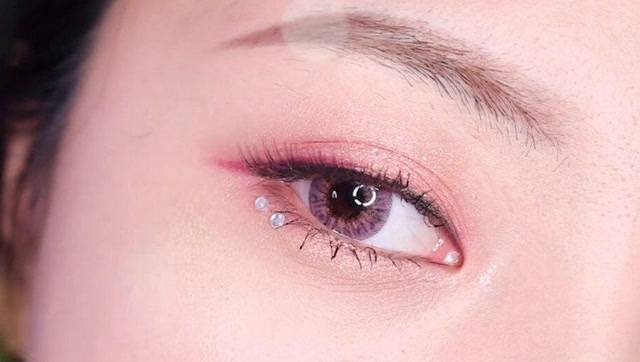 粉色桃花眼妆 你的眼睛好像会撒娇