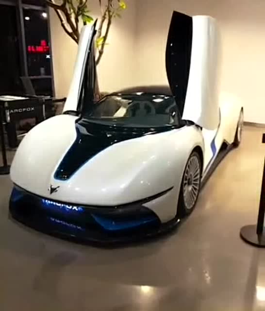 五菱宏光超级跑车,国产就是牛!