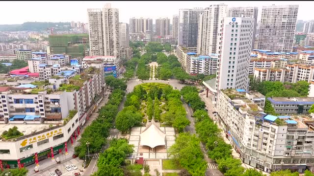 【广安的小白】航拍的东南片区楼市,广安的小白