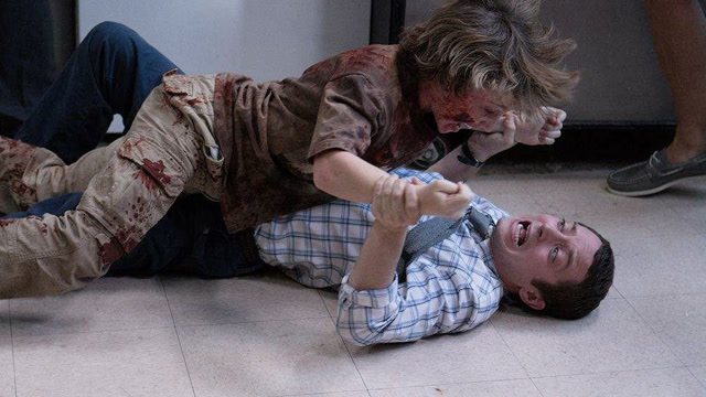 《僵尸小屁孩》熊孩子变成丧尸围攻学校!美女老师奋起反抗!