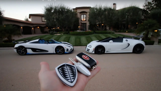 按下柯尼塞格车钥匙打开引擎盖,瞬间让布加迪失去了光辉