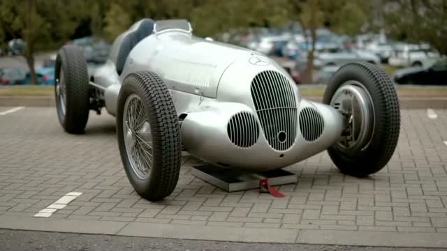 罕见车梅赛德斯奔驰w125!全球仅存5台