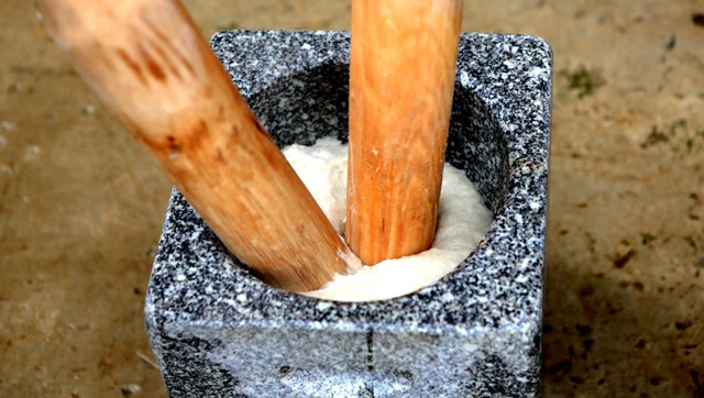 中秋寻味:手工舂糍粑,渐行渐远的乡土记忆