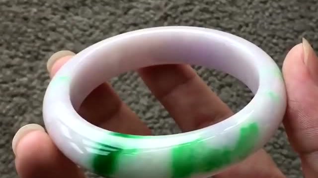 精美翡翠欣赏_冰种白色圆珠项链_手链