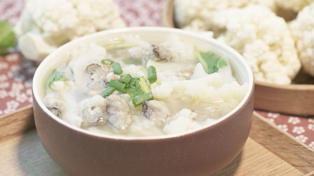 闽南正宗海蛎花菜汤!南方朋友的最爱