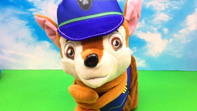 糖糖亲子游戏2  汪汪队立大功阿奇狗狗表演唱歌跳舞