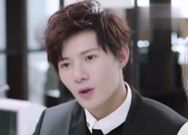 泡沫之夏洛熙夏沫在节目中大秀恩爱,欧辰都快要爆发了!