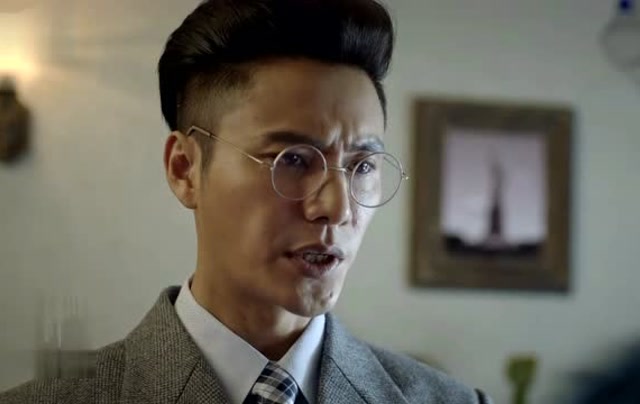 脱身:乔礼杰做了很久的演算,现在被俪娜毁了,他很生气