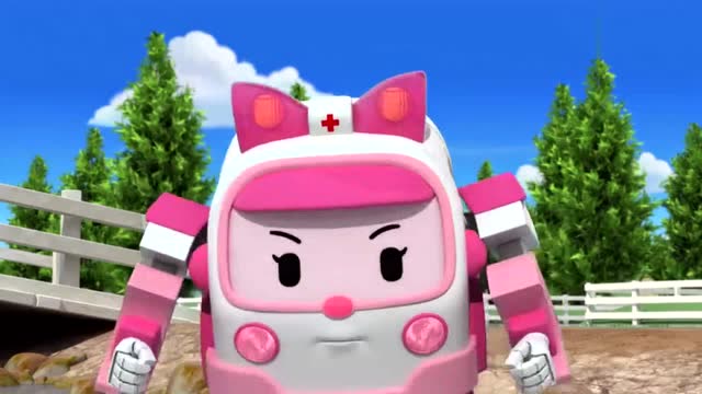 变形警车珀利:斯库比救上来了他想马上恢复原样不想再要白色了