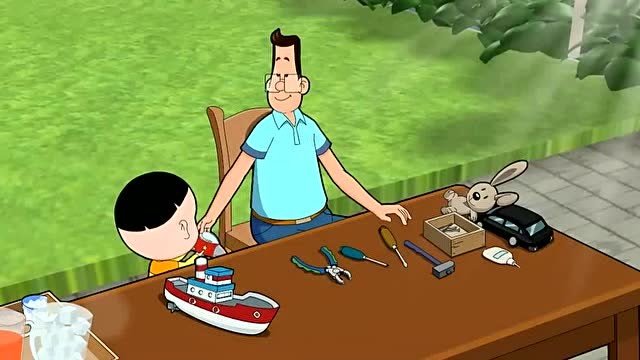 小头爸爸帮小伙伴们都修好了玩具,又能开心的玩啦!