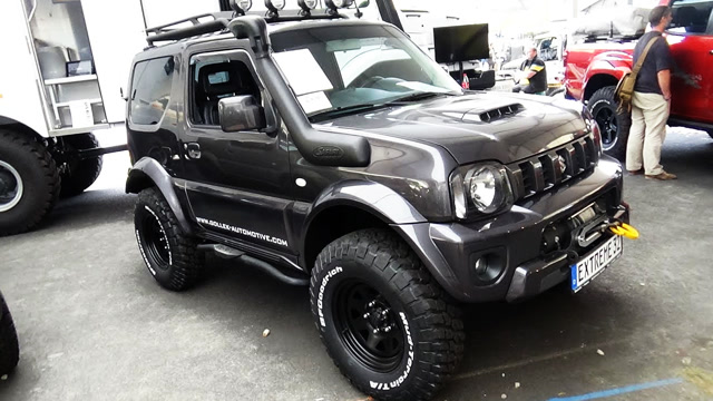 实拍爆改的铃木吉姆尼,做工精细,还选什么牧马人?