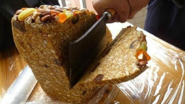 曾经随处可见的新疆切糕如今却不见踪影原因太坑人