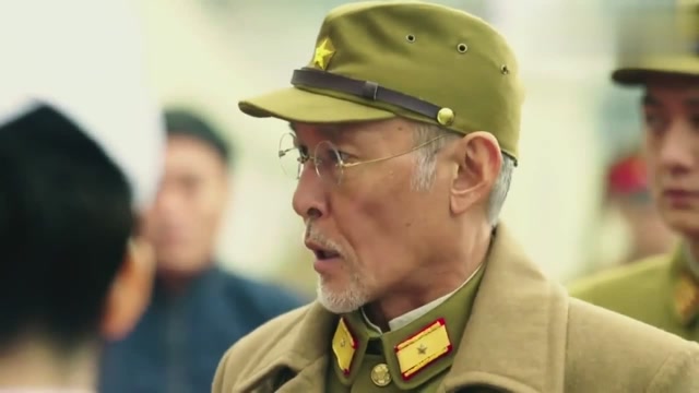 日本将军看上特工未婚妻想霸占,特工大怒用家传刀打败日本将军