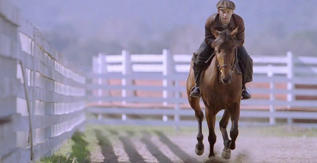 黄金周看电影几分钟看完美国剧情电影奔腾年代