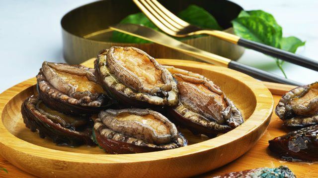 盒豚海鲜生-硇洲鲍鱼