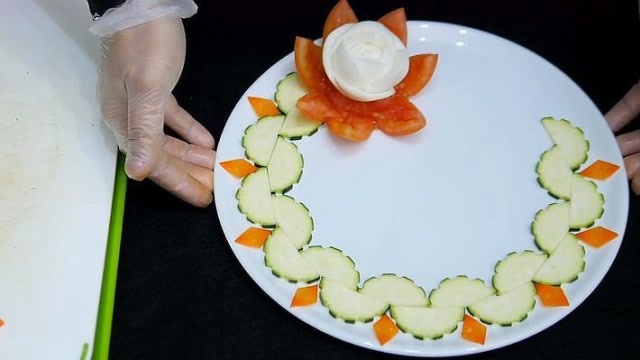 蔬菜艺术摆盘,瞬间让你的菜品变得高大上,太美了!