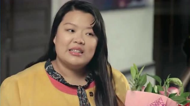 姥姥的饺子馆:胖女孩竟然是一个歌剧演员,还让男子送她回家
