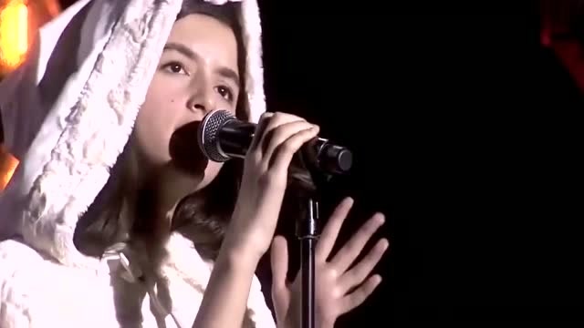 《faded》原唱艾斯琳再次用空灵的歌声为你"讲故事",如身临其境!