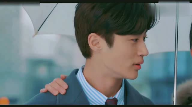 小姐姐用花美男测试男主的反应,结果逗死我了,哈哈