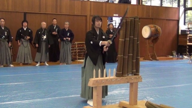 日本武士刀的试斩艺术一捆草席就能评判剑客水平的高低