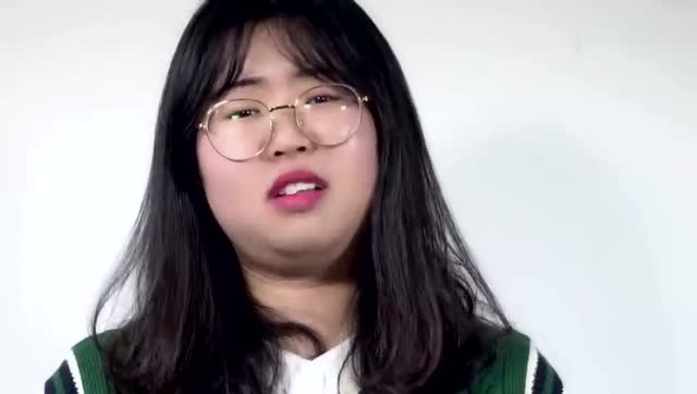 暴走涵涵直播竟被水友提问到游戏崩了!