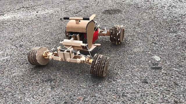 diy玩具车教程迷你电动四驱车的制作方法简单易学