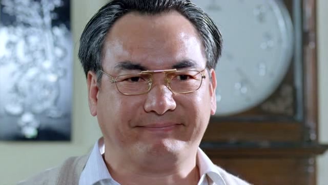霍师傅铁布衫纵横江湖数十年,没想到被星爷给破了,结果让人震撼
