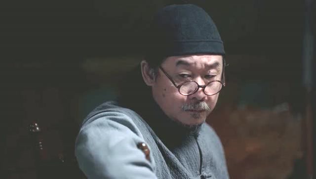 《老酒馆》三爷出招,老陈有对策.老陈也会演戏了!