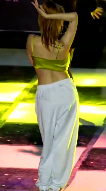 金泫雅的一个背影就能征服所有男人!