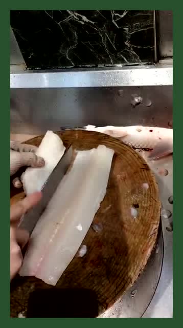 和女朋友吵架之后,女友露了一手杀鱼术,还是老老实实求复合吧