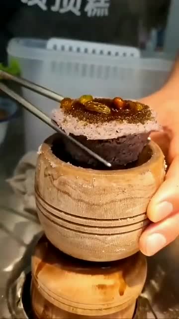 顶顶糕,就是要顶一顶才配得上这个称号