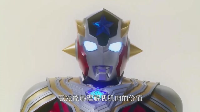 泰塔斯奥特曼的肌肉价值被妹子理解了真是美女与野兽啊