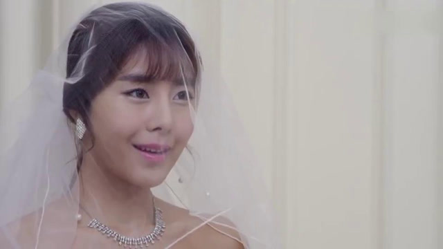 拥抱幸福:玉蕙仲聆婚礼现场,抛开剧情,玉蕙还是很美的